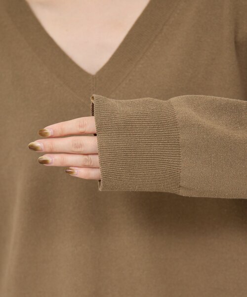 GALLARDAGALANTE(ガリャルダガランテ)の「【セットアップ対応】Vニット(ニット/セーター・レディース・グレイッシュベージュ/チャコールグレー・FREE)」の20枚目の写真