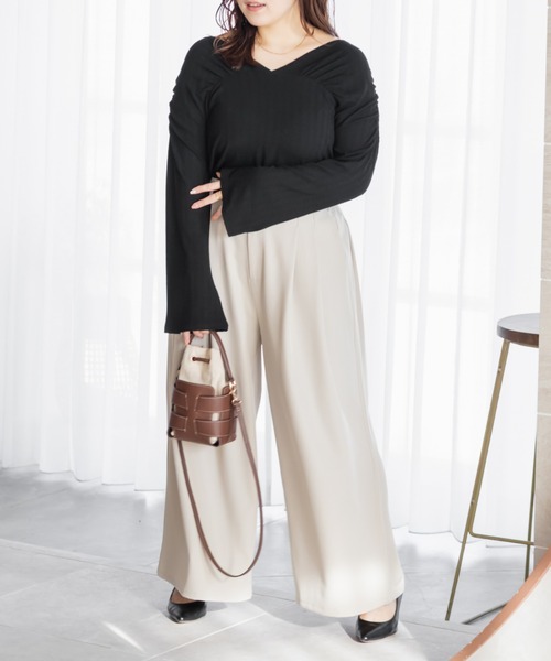 CLETTE(クレット)の「CLETTEオリジナル2WAYオフショルトップス(Tシャツ/カットソー・レディース・ブラック/アイボリー/ブラウン・4L/3L/LL)」の9枚目の写真