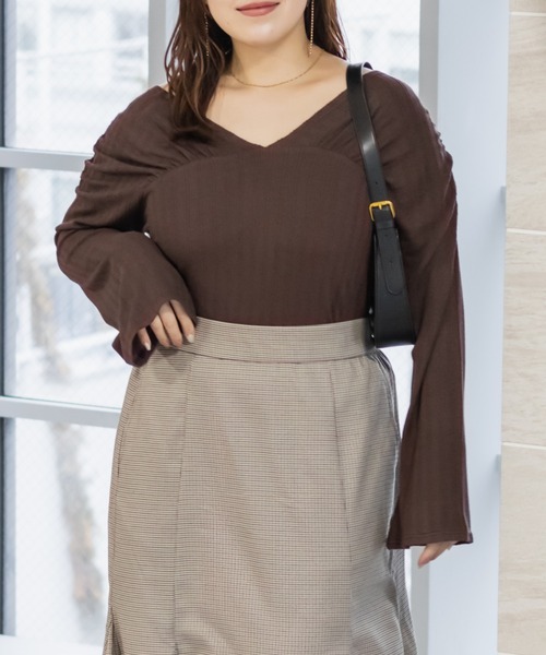 CLETTE(クレット)の「CLETTEオリジナル2WAYオフショルトップス(Tシャツ/カットソー・レディース・ブラック/アイボリー/ブラウン・4L/3L/LL)」の12枚目の写真