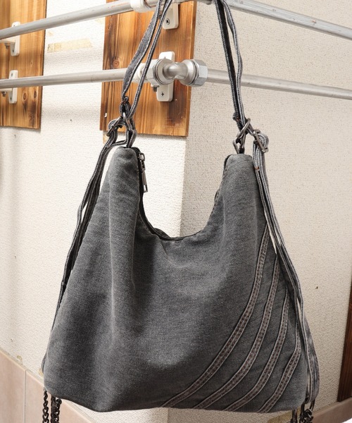 FUNALIVE(ファンアライブ)の「ABETTOR ナナメ4本ラインデザイン加工デニムショルダーBAG(ショルダーバッグ・メンズ・インディゴブルー/ブラック・FREE)」の1枚目の写真