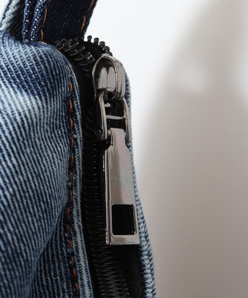 FUNALIVE(ファンアライブ)の「ABETTOR ナナメ4本ラインデザイン加工デニムショルダーBAG(ショルダーバッグ・メンズ・インディゴブルー/ブラック・FREE)」の9枚目の写真