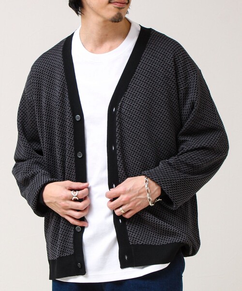 GLOSTER（グロスター）の「【シャリ感で軽やか】バーズアイVネック crunchyカーデ（カーディガン/ボレロ・メンズ・ブラック系その他/ブルー系その他/パープル系その他・S/M/L）」の9枚目の写真