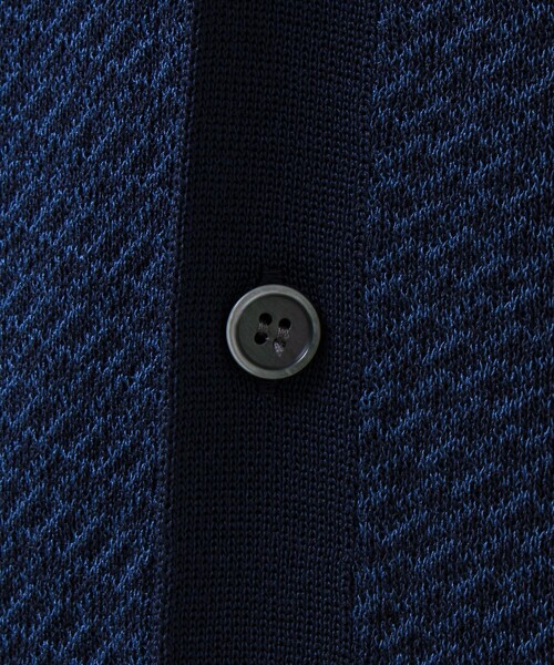 GLOSTER（グロスター）の「【シャリ感で軽やか】バーズアイVネック crunchyカーデ（カーディガン/ボレロ・メンズ・ブラック系その他/ブルー系その他/パープル系その他・S/M/L）」の22枚目の写真