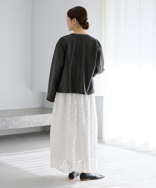 IENA（イエナ）の「《追加》シープクルーネックブルゾン（ライダースジャケット・レディース・ブラック・FREE）」の12枚目の写真