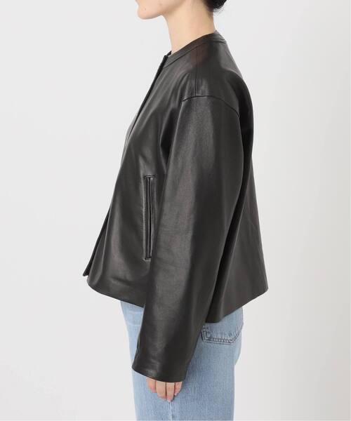 IENA（イエナ）の「《追加》シープクルーネックブルゾン（ライダースジャケット・レディース・ブラック・FREE）」の16枚目の写真