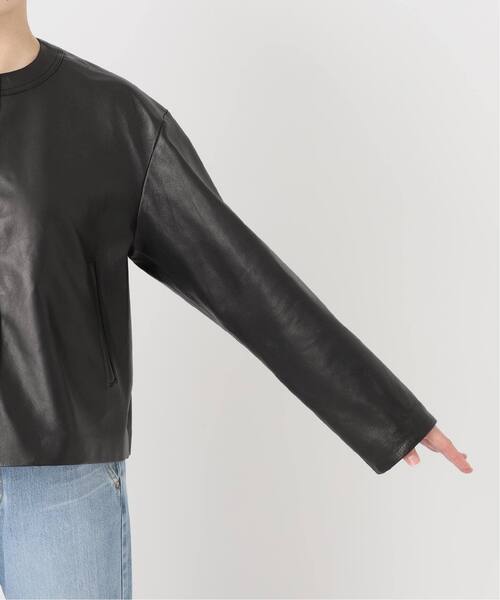 IENA（イエナ）の「《追加》シープクルーネックブルゾン（ライダースジャケット・レディース・ブラック・FREE）」の20枚目の写真