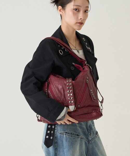 WHO'S WHO gallery（フーズフーギャラリー）の「2WAYドットスタッズリンプバッグ（ショルダーバッグ・レディース・ブラック/レッド・FREE）」の21枚目の写真