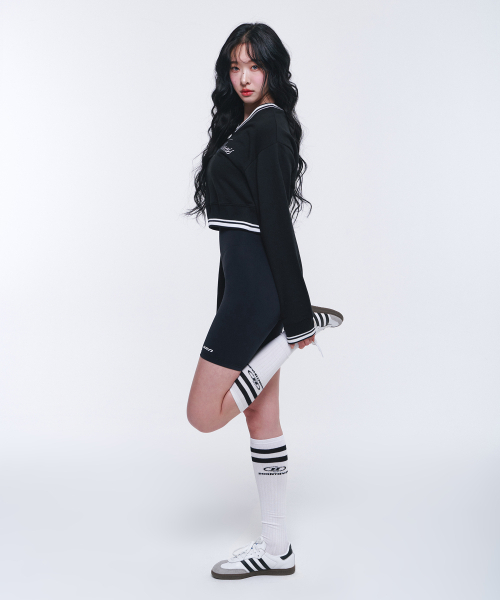 BORN TO WIN（ボーントゥウィン）の「W WELLNESS V-NECK CROP SWEATSHIRTS [BLACK]（スウェット・レディース・その他・1/2）」の6枚目の写真