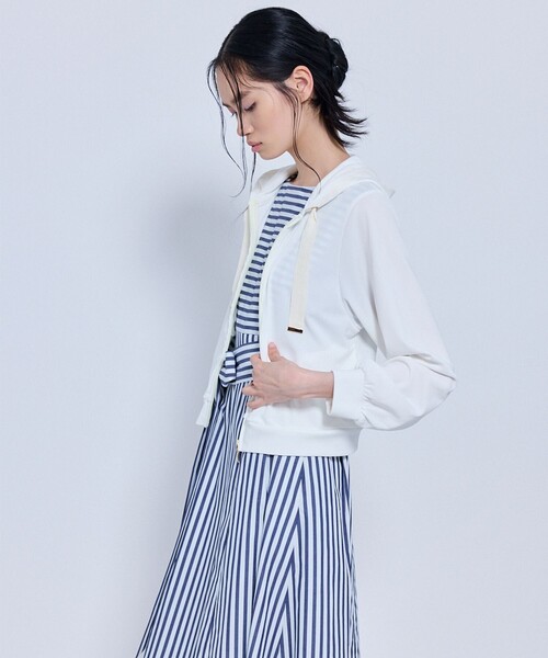 TOCCA(トッカ)の「SUNNY VEIL ラッシュガードパーカー(パーカー・レディース・ブラック系/ホワイト系・MEDIUM/SMALL)」の17枚目の写真
