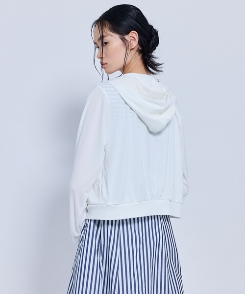 TOCCA(トッカ)の「SUNNY VEIL ラッシュガードパーカー(パーカー・レディース・ブラック系/ホワイト系・MEDIUM/SMALL)」の18枚目の写真