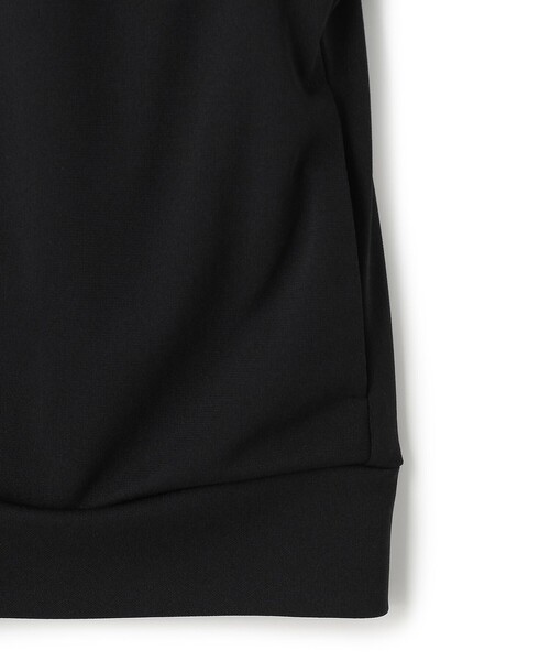 TOCCA(トッカ)の「SUNNY VEIL ラッシュガードパーカー(パーカー・レディース・ブラック系/ホワイト系・MEDIUM/SMALL)」の9枚目の写真