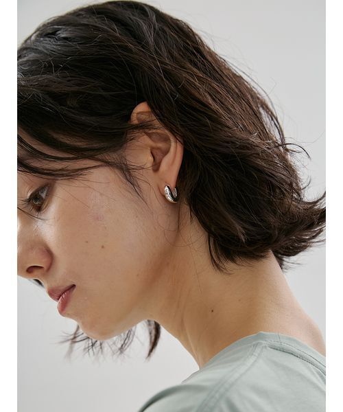 emmi(エミ)の「ミニホールドイヤリング(イヤリング・レディース・シルバー/ゴールド・F)」の7枚目の写真