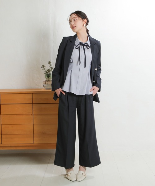 ASTORIA ODIER（アストリアオディール）の「ストライプ配色リボンペプラムブラウス（シャツ/ブラウス・レディース・ホワイト×ブラック/ホワイト×ブルー・MEDIUM）」の7枚目の写真