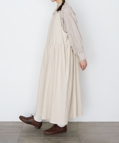 オオカミとフクロウ（オオカミとフクロウ）の「フクロウと晴れた日の午後に（ワンピース・レディース・ブラック/キナリ・FREE）」の6枚目の写真