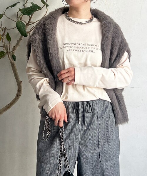 un dix cors（アンディコール）の「スラブデザインロゴＴ（Tシャツ/カットソー・レディース・ベージュ/オフホワイト/チャコールグレー・FREE）」の19枚目の写真