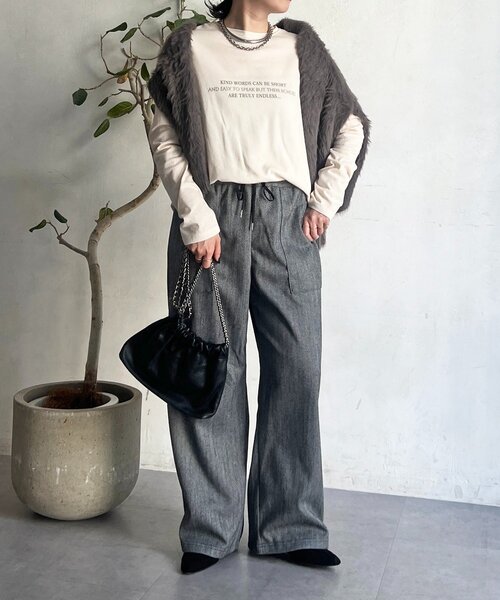 un dix cors（アンディコール）の「スラブデザインロゴＴ（Tシャツ/カットソー・レディース・ベージュ/オフホワイト/チャコールグレー・FREE）」の22枚目の写真