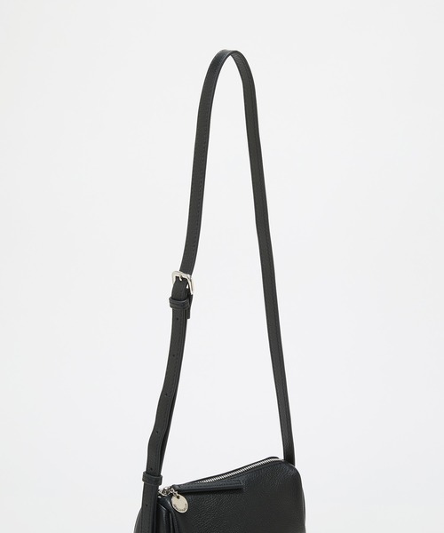 Breath TOPKAPI（ブレストプカピ）の「【Breath TOPKAPI】SUPPLE サプル シボレザー スワローマチ スクエア ミニ ショルダーバッグ（ショルダーバッグ・レディース・ブラック/ライトグレー・FREE）」の11枚目の写真