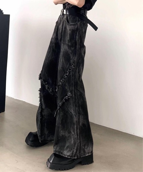 WESTBOY（ウエストボーイ）の「グランジフレア ダメージ加工 ベルボトムデニムパンツ WO26S2PT10（デニムパンツ・メンズ・グレー・XL/M/L）」の5枚目の写真