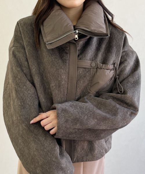 MISCH MASCH（ミッシュマッシュ）の「一部店舗限定 ビッグカラー異素材切替ショートダウンジャケット（その他アウター・レディース・ブラウン・ﾌﾘ-）」の2枚目の写真
