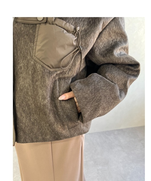 MISCH MASCH（ミッシュマッシュ）の「一部店舗限定 ビッグカラー異素材切替ショートダウンジャケット（その他アウター・レディース・ブラウン・ﾌﾘ-）」の21枚目の写真