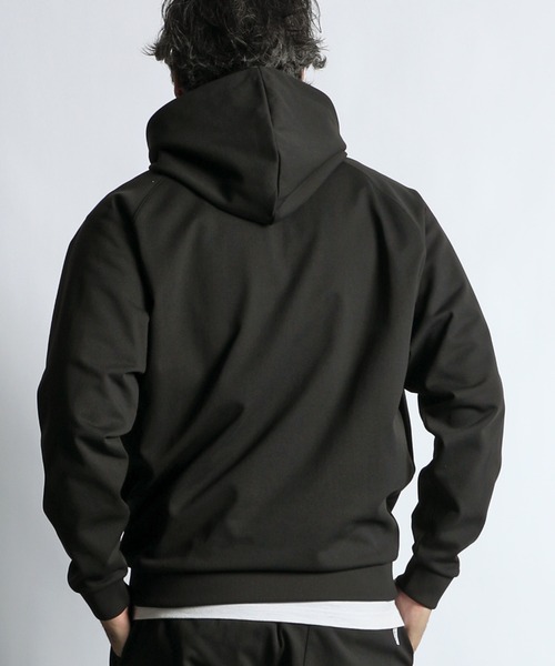 The DUFFER of ST.GEORGE（ザダファーオブセントジョージ）の「「AIR FLEX」SETUP HENLEY HOODIE：機能素材 「エアフレックス」セットアップ ヘンリー パーカー（パーカー・メンズ・グレイッシュベージュ/ブラック・X-LARGE/LARGE/MEDIUM/SMALL）」の12枚目の写真