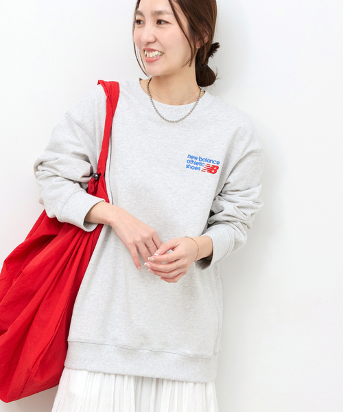 NEW BALANCE（ニューバランス）の「《WEB限定》【NEW BALANCE/ニューバランス】Athletics プレミアムロゴスウェット（スウェット・レディース・チャコールグレー・SMALL）」の7枚目の写真