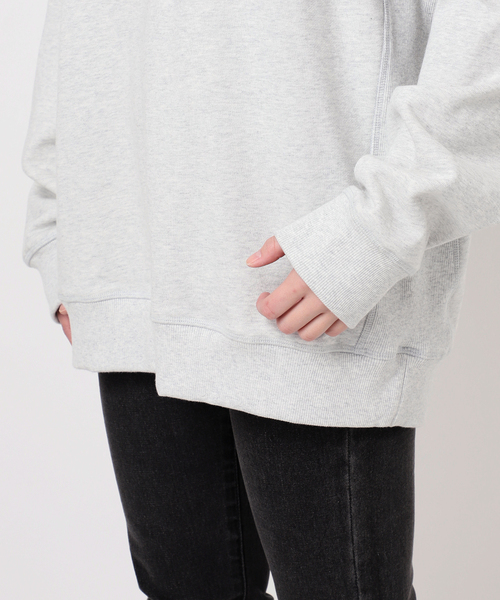 NEW BALANCE（ニューバランス）の「《WEB限定》【NEW BALANCE/ニューバランス】Athletics プレミアムロゴスウェット（スウェット・レディース・チャコールグレー・SMALL）」の19枚目の写真