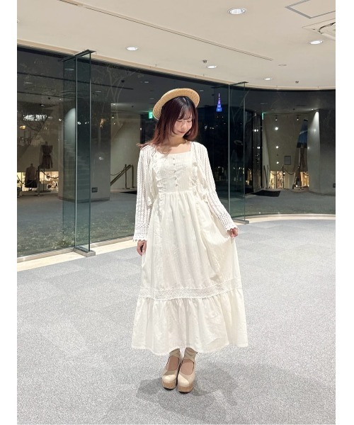 新品未使用アナイANAYI高級総カットワークレースロングワンピース白36S総柄 ANAYI - 新品未使用アナイANAYI高級総カットワークレースロング