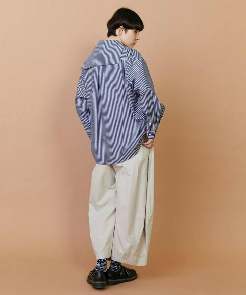 FRAPBOIS(フラボア)の「セラーシャツ(シャツ/ブラウス・レディース・ネイビー・2)」の12枚目の写真