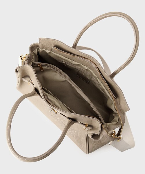 UNTITLED（アンタイトル）の「MILOS別注レザートート（トートバッグ・レディース・ベージュ/ブラック・99）」の9枚目の写真