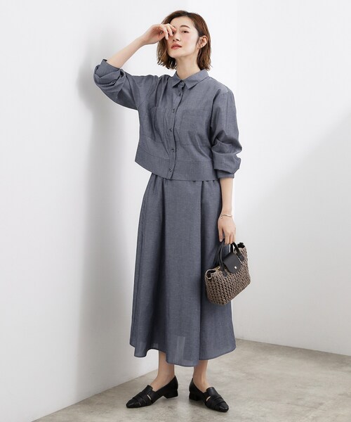 grove(グローブ)の「【貴島明日香さん着用/イージーケア/接触冷感】麻混クロップドシャツ(シャツ/ブラウス・レディース・ネイビー/ブルー系7/ピンク系3/ブラウン系・03/02/01/04/05)」の6枚目の写真
