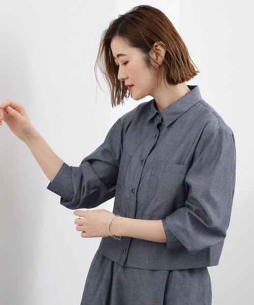 grove(グローブ)の「【貴島明日香さん着用/イージーケア/接触冷感】麻混クロップドシャツ(シャツ/ブラウス・レディース・ネイビー/ブルー系7/ピンク系3/ブラウン系・03/02/01/04/05)」の1枚目の写真