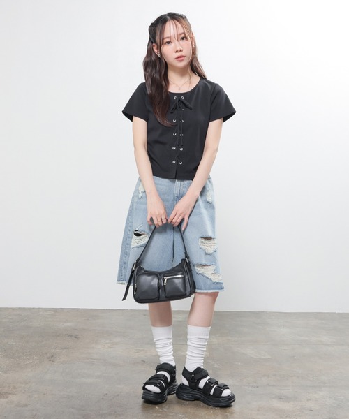 Honeys(ハニーズ)の「ダメージハーフパンツ(デニムパンツ・レディース・ブルー系その他3/ライトグレー系1/ブラック系その他・L/LL/M/S/SS)」の7枚目の写真