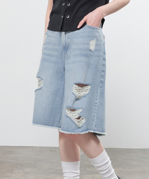 Honeys(ハニーズ)の「ダメージハーフパンツ(デニムパンツ・レディース・ブルー系その他3/ライトグレー系1/ブラック系その他・L/LL/M/S/SS)」の9枚目の写真