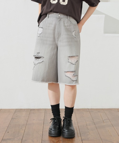 Honeys(ハニーズ)の「ダメージハーフパンツ(デニムパンツ・レディース・ブルー系その他3/ライトグレー系1/ブラック系その他・L/LL/M/S/SS)」の20枚目の写真