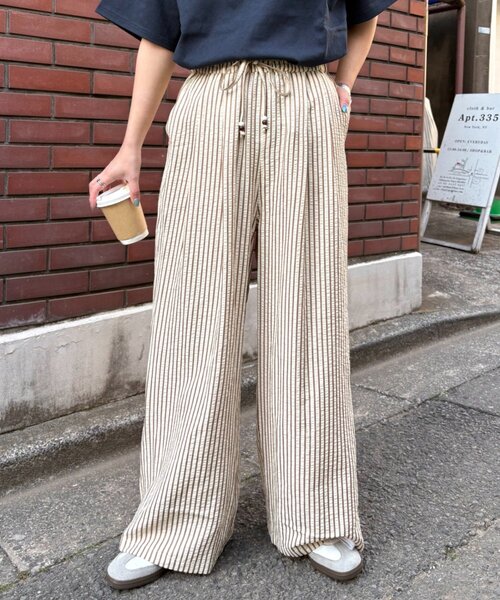 CIAOPANIC TYPY(チャオパニックティピー)の「【UNISEX】【プラスサイズあり】ストライプシアサッカーイージーパンツ(その他パンツ・レディース・ホワイト/ピンク/ベージュ/ブルー・LARGE/MEDIUM/XX-LARGE)」の11枚目の写真