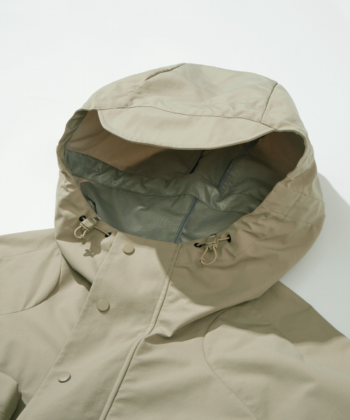 KALAPATTHAR(カラパタール)の「OUTPOCKET RAGLAN SHORTS WINDBREAKER - BEIGE(ナイロンジャケット・メンズ・その他・LARGE/MEDIUM)」の6枚目の写真