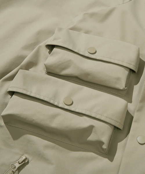 KALAPATTHAR(カラパタール)の「OUTPOCKET RAGLAN SHORTS WINDBREAKER - BEIGE(ナイロンジャケット・メンズ・その他・LARGE/MEDIUM)」の7枚目の写真