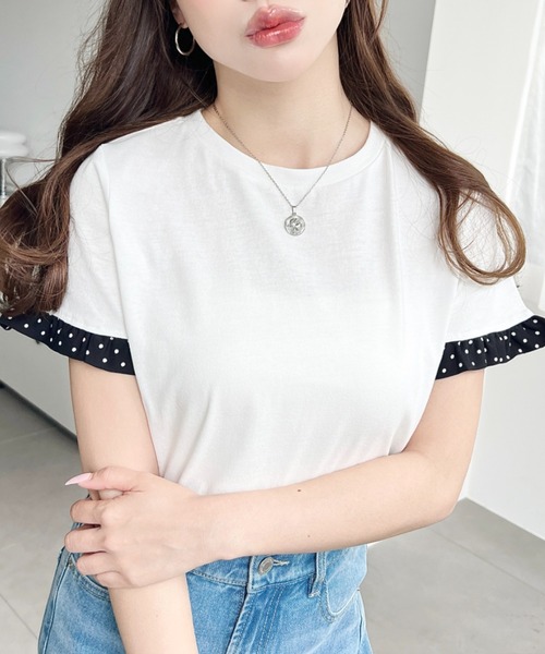 moment+(モーメントプラス)の「配色ドット袖口フリル半袖Tシャツ(Tシャツ/カットソー・レディース・ピンク/オフホワイト/オートミール/ネイビー/イエロー/ブラック・M/L)」の2枚目の写真