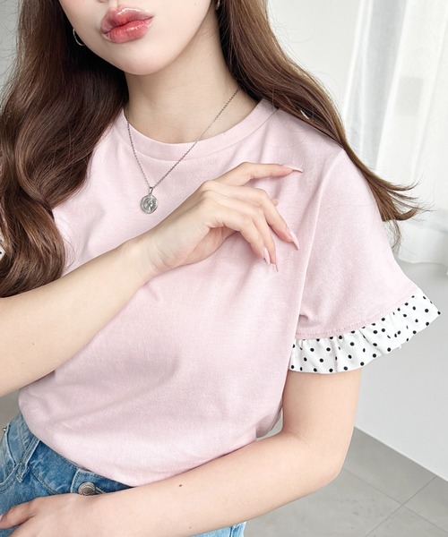 moment+(モーメントプラス)の「配色ドット袖口フリル半袖Tシャツ(Tシャツ/カットソー・レディース・ピンク/オフホワイト/オートミール/ネイビー/イエロー/ブラック・M/L)」の6枚目の写真