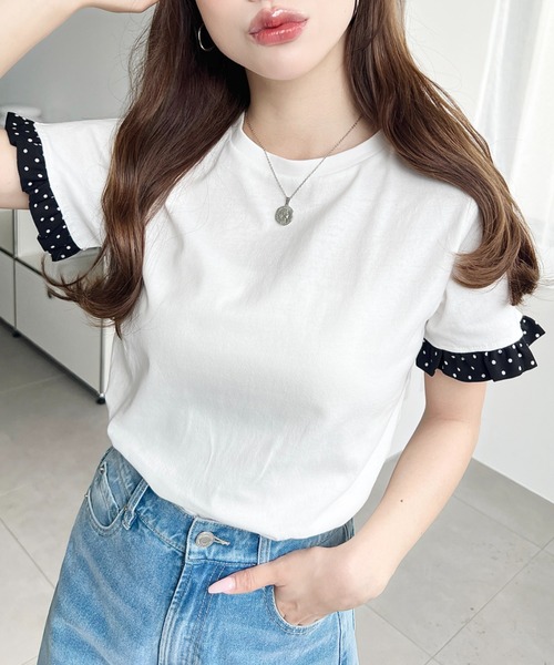 moment+(モーメントプラス)の「配色ドット袖口フリル半袖Tシャツ(Tシャツ/カットソー・レディース・ピンク/オフホワイト/オートミール/ネイビー/イエロー/ブラック・M/L)」の8枚目の写真