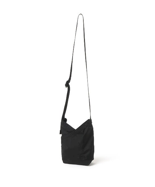 hobo（ホーボー）の「【hobo / ホーボー】AZUMA SHOULDER BAG S NYLON RIPSTOP（ショルダーバッグ・メンズ・ネイビー/ホワイト/ブラック/ベージュ系その他・FREE）」の2枚目の写真