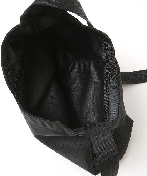 hobo（ホーボー）の「【hobo / ホーボー】AZUMA SHOULDER BAG S NYLON RIPSTOP（ショルダーバッグ・メンズ・ネイビー/ホワイト/ブラック/ベージュ系その他・FREE）」の7枚目の写真
