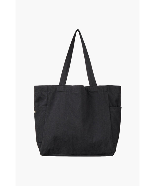 KUME(クメ)の「Logo Embroidered Canvas Bag, Navy(ショルダーバッグ・レディース・その他・FREE)」の5枚目の写真