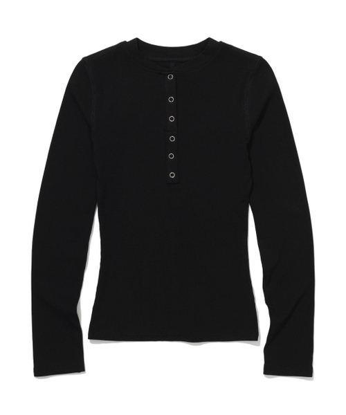 MOAA（モア）の「Linker snap Henley Tshirt (BLACK)（Tシャツ/カットソー・レディース・その他・SMALL/MEDIUM）」の4枚目の写真
