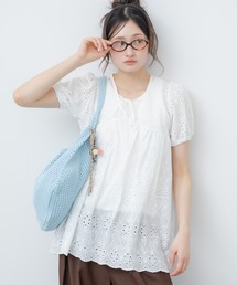 HEILIS（ヘイリス）の「レース刺繍半袖リボンチュニックワンピース / ホワイト アイボリー コットン刺繍 春服 夏服 レイヤード リボン レース チュニック ワンピース 半袖 パフスリーブ 韓国 カジュアル 花柄 マタニティ トップス（チュニック）」
