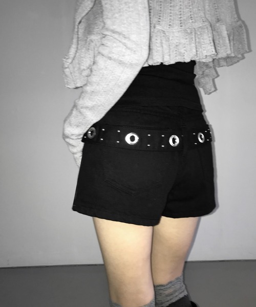 THEAIRTOWN(ジエアタウン)の「1733 back slop shorts(その他パンツ・レディース・ホワイト/ブラック・MEDIUM/SMALL)」の4枚目の写真