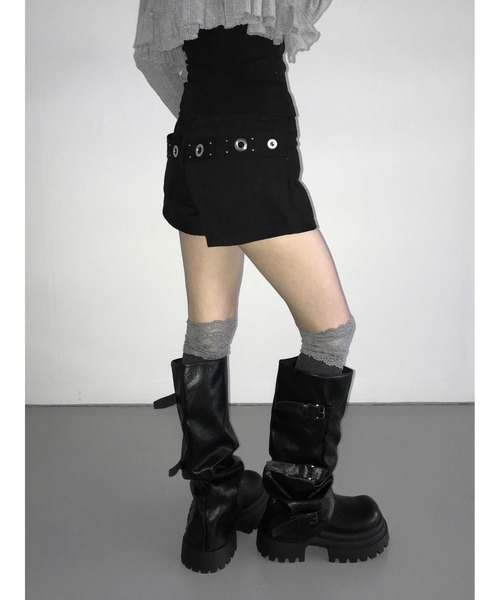 THEAIRTOWN(ジエアタウン)の「1733 back slop shorts(その他パンツ・レディース・ホワイト/ブラック・MEDIUM/SMALL)」の8枚目の写真