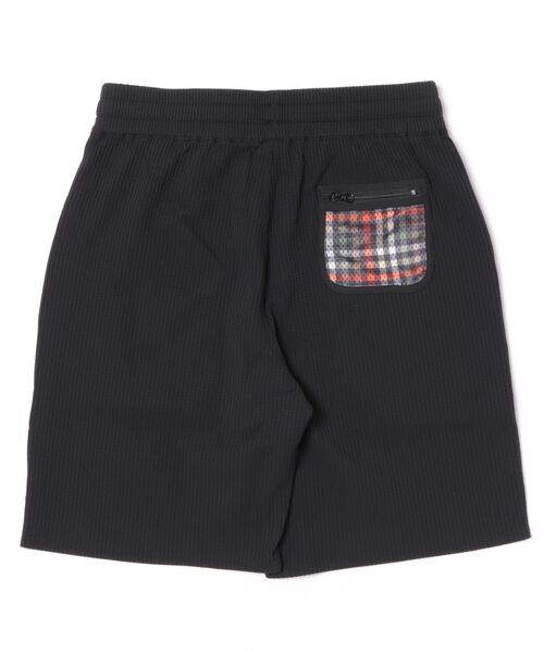 Arnold Palmer(アーノルドパーマー)の「タウン&レジャー シェア ショートパンツ(その他パンツ・レディース・カーキ/ブラック・M/LL/L/S)」の3枚目の写真