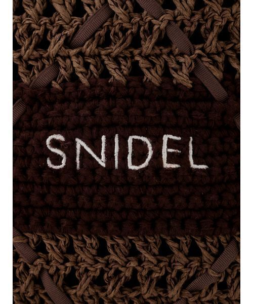 SNIDEL（スナイデル）の「ペーパークロシェトート（トートバッグ・レディース・ブラウン/ブラック/ライトベージュ・F）」の13枚目の写真
